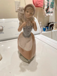 Nao by Lladro Shepherdess with Lamb figurine