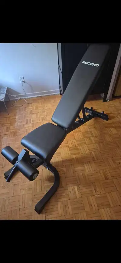Bench Press ASCEND Heavy Duty  *NEUF* démonté, View more