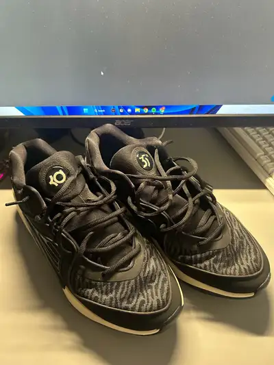 Kd16 basketball shoe, View more