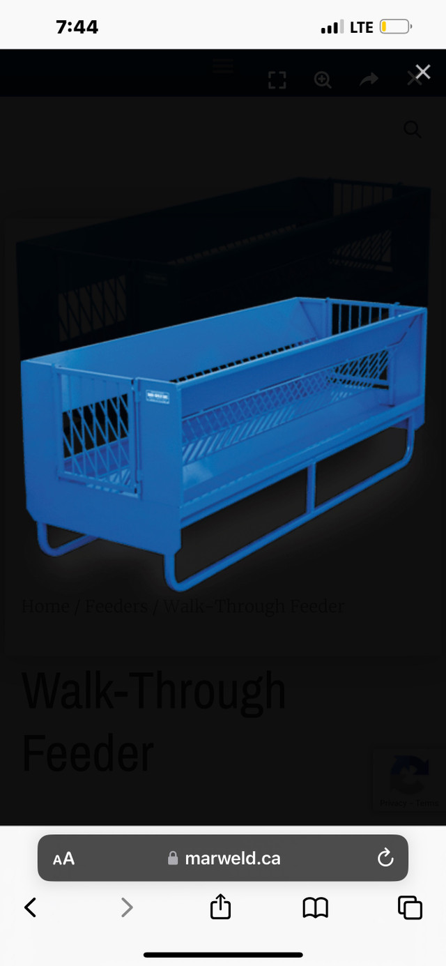 Goat and sheep hay feeder Livestock Kitchener / Waterloo Kijiji