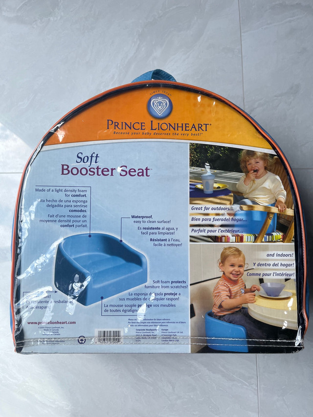 Prince Lionheart Soft Booster Seat in excellent condition in Feeding & High Chairs in Markham / York Region - Image 4
