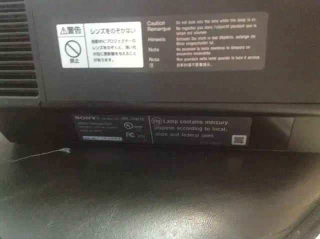 Sony-VPL-HW15 PROJECTOR- in Other in Hamilton - Image 6