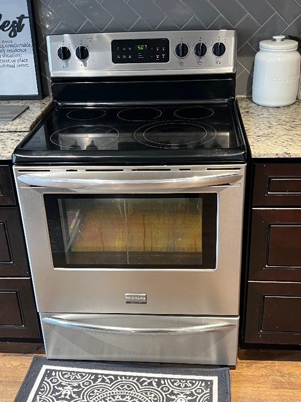 Frigidaire gallery stove Stoves, Ovens & Ranges Barrie Kijiji