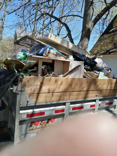 Full service company offering junk and garbage removal services of all types. Fast, friendly, effici...
