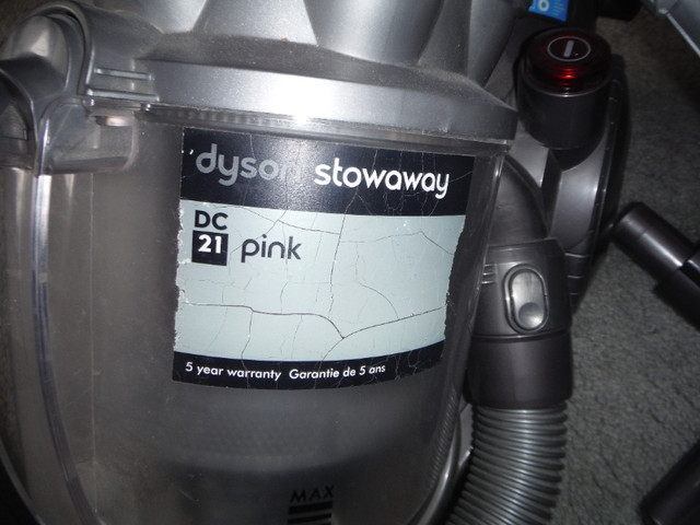 Dyson Stowaway Vacuum in Vacuums in Ottawa - Image 2