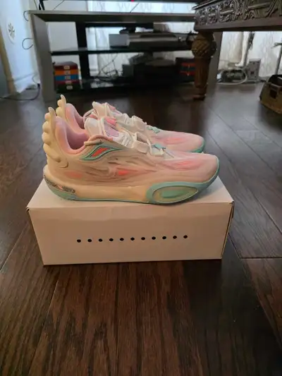 Wade All City 11 V2 Family Love Size 9 DS, View more