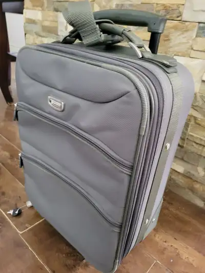 New carry on luggage. Samboro brand. Small size. Excellent quality and condition.