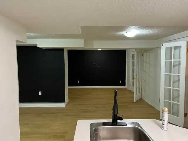 walkout basement apartment for rent in Long Term Rentals in Oshawa / Durham Region - Image 2