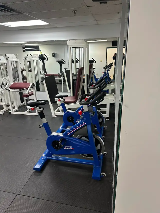 Commercial-Grade Used Gym Equipment for Sale – Startup Gym / Per in Exercise Equipment in City of Toronto - Image 6