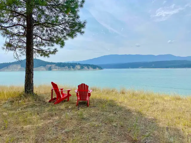 House for Sale - Koocanusa Lake, East Kootenay, B.C. in Houses for Sale in Cranbrook - Image 25