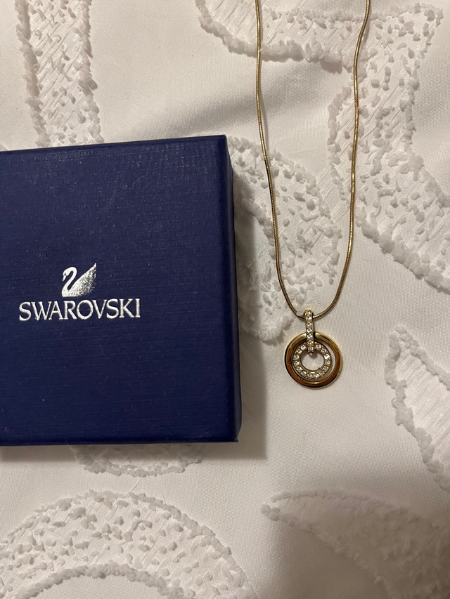 Swarovski necklace  dans Bijoux et montres  à Laval/Rive Nord - Image 4