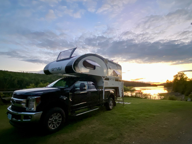 2018 Cirrus Truck Camper  in Travel Trailers & Campers in Bedford
