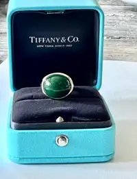 Tiffany & Co. Elsa Peretti Sculptoral Ring in 18k gold