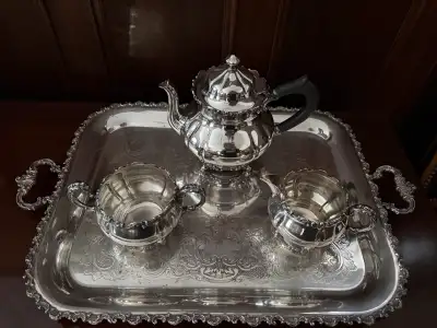 Rogers Bros Tea set & Tray, View more