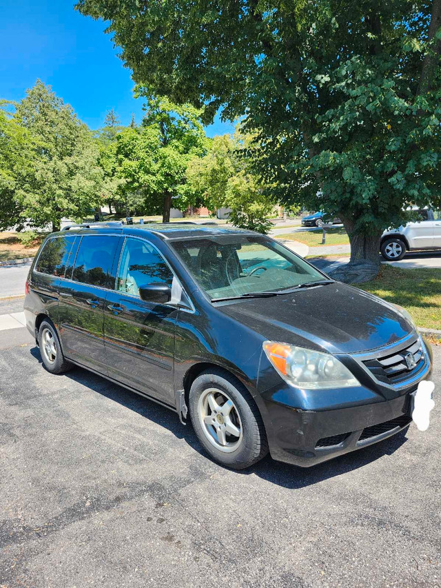 2010 Honda Odyssey EX-L in Cars & Trucks in City of Toronto - Image 3