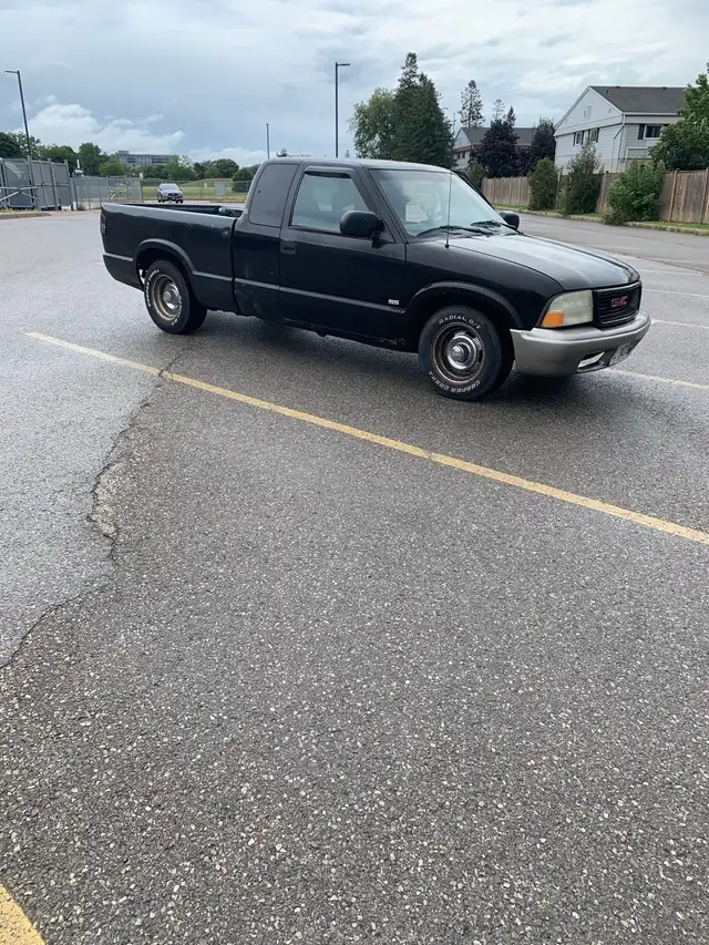 2001 gmc Sonoma SLS fleet side545693754353920007