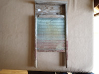 Wooden Glass Wash Board