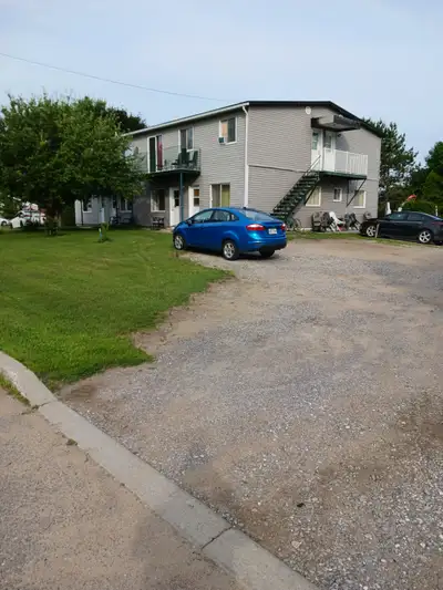 ideal pour travailleur dans le parc industrielle de Becancour