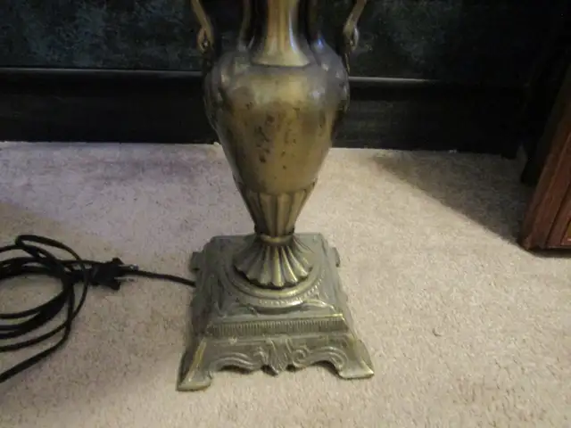 Table Lamp with Frosted Glass Shade in Indoor Lighting & Fans in City of Toronto - Image 6