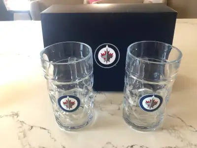 WINNIPEG JETS SEASON TICKETS GIFT BRAND NEW IN BOX $20, View more