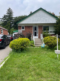 Beautiful 2 Br House in Midland/Danforth ,Scarborough for Rent