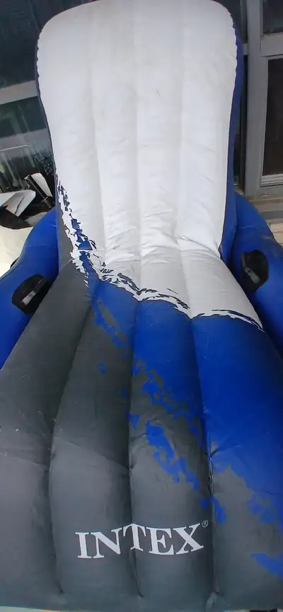 Intex pool inflatable seat : it is AVAILABLE, View more
