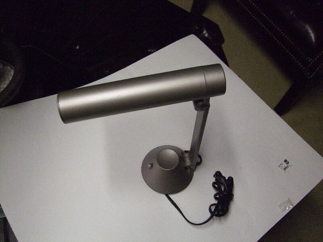 DESK LAMPS in Other in Belleville - Image 2