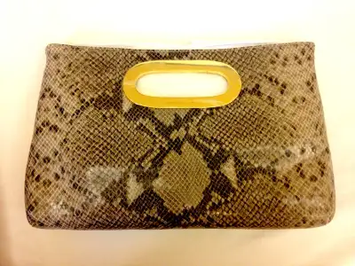 MICHAEL KORS CLUTCH NEW, View more