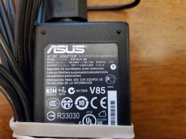 Chargeur Asus ADP-65JH BB 19v 3.42a dans Accessoires pour portables  à Ville de Montréal - Image 2