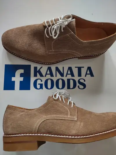 Men's shoes size 8.5, Ron white, Kanata, Ottawa, View more
