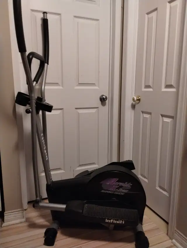 Simple Elliptical machine for sale