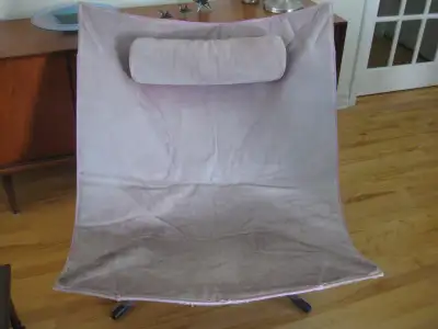 Very Rare 1980s Lounge Chair Made in Italy By Saporiti Italia, View more