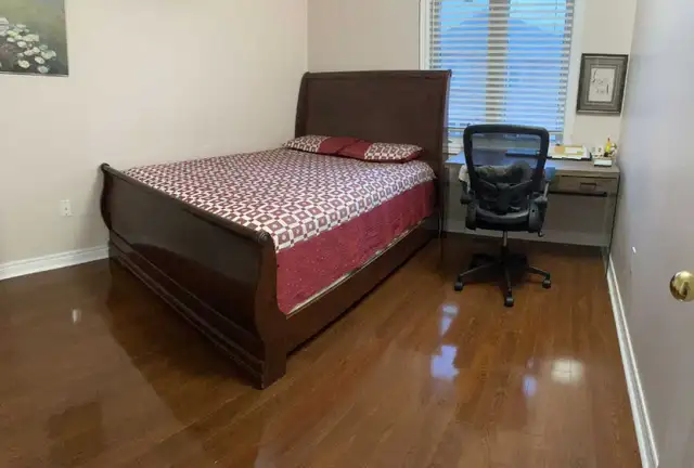 Durham rooms for rent Oshawa, Whitby, Ajax, Pickering  Scarborou in Room Rentals & Roommates in Oshawa / Durham Region - Image 5