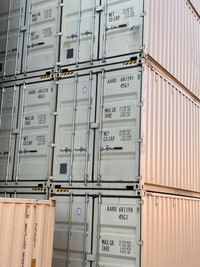 20ft & 40ft STD HC shipping/storage containers for sale