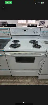 Frigidaire electric stove with self clean option