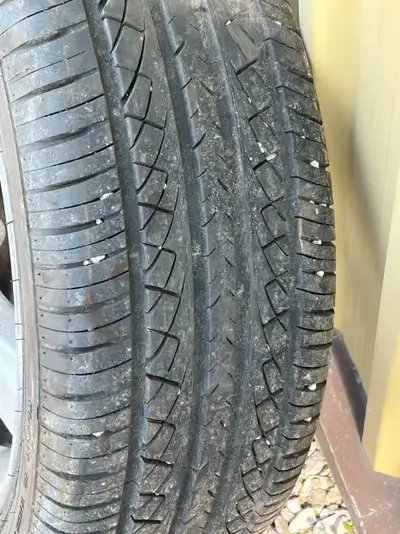Set of 4 CHAMPIRO UHP AS low-profile summer tires, size 195/50R16. Purchased new, only used for one...