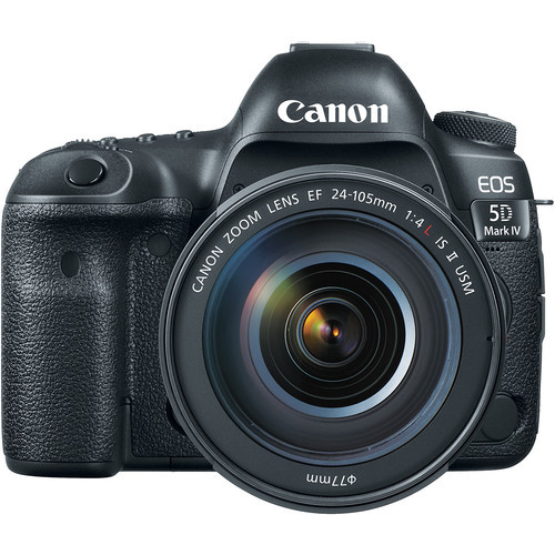 Canon 5D Mark 4 camera with 24-105 MM L series zoom lense in Cameras & Camcorders in Winnipeg