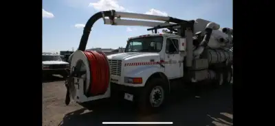Looking for a heavy duty licenced mechanic on the farm. Coronation area.
