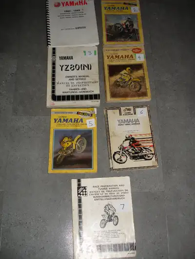 Various Yamaha motorcycle shop manuals 1# Yamaha Factory service manual 1980-82 SX250G,H,J nice cond...
