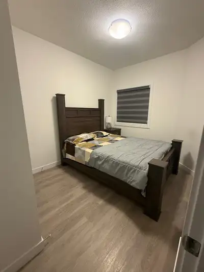 Available from May or 1 June ✅ Location: Beaumont ✅ Room Type: Fully furnished private room in a hou...