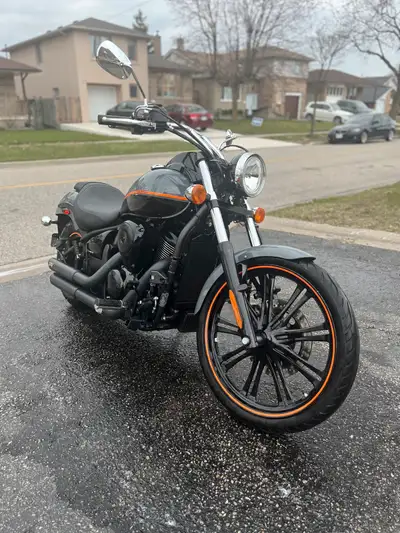 2019 Kawasaki Vulcan 900 Custom for sale. Excellent condition, well-maintained, accident-free. Inclu...
