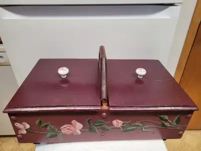 VTG Footed Floral Tole Painted Wooden Storage Box Flowers look stunning against the dark burgundy ba...