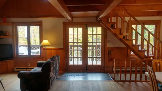 Chalet a louer / Lac Sergent / Portneuf / Chalet 4 saisons / Qué in Quebec in Canada - Image 9
