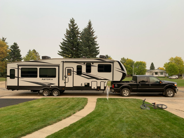 Perfect rv package for family in Travel Trailers & Campers in Penticton