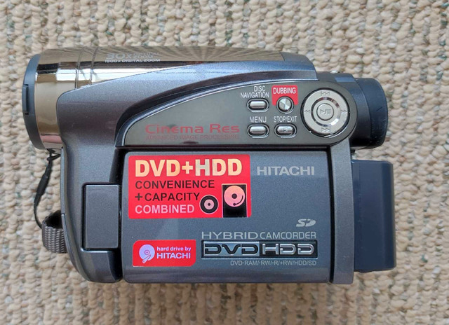 Hybrid DVD and HDD Camcorder in Cameras & Camcorders in Calgary