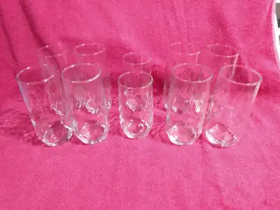 Set of 8 (+2) Glasses With Embedded Spiral Pattern, View more