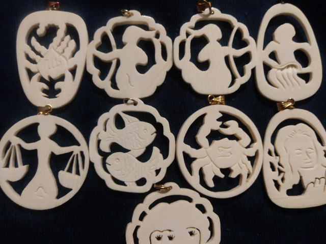 Genuine Ivory sculptures, pendants in Jewellery & Watches in Markham / York Region - Image 4