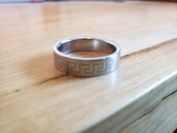 Size 10.50-11 Men's Celtic Pattern Ring - $10