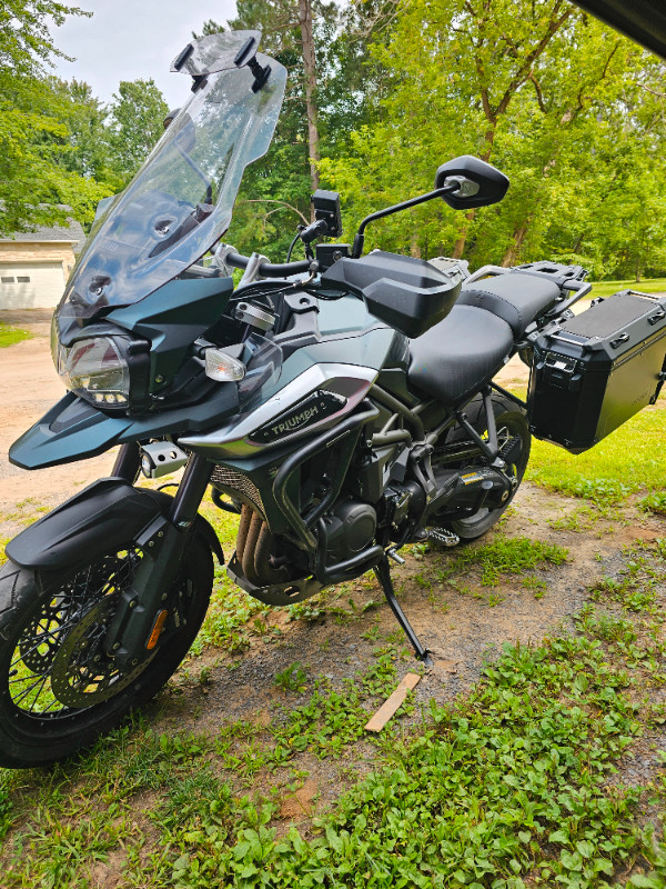 TRIUMPH XCA 2019 in Street, Cruisers & Choppers in Ottawa - Image 4