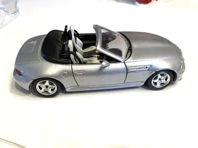 BBurago BMW M Roadster Silver Die Cast Model Car 1:24 Scale , View more